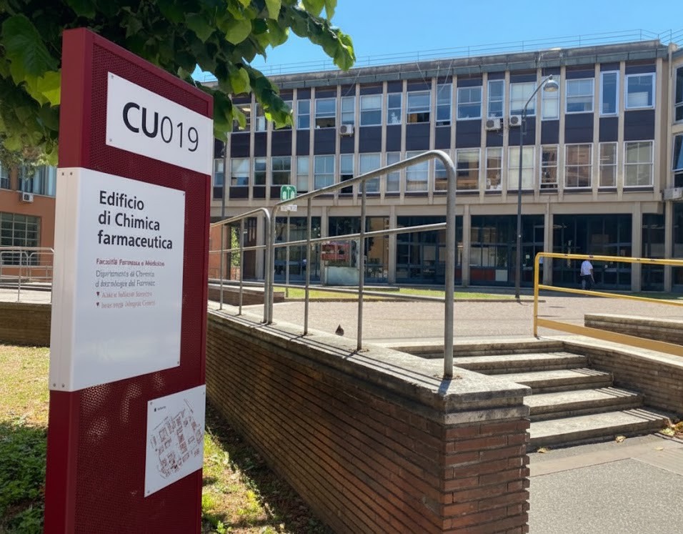 Immagine dell'edificio di chimica e tecnologie del farmaco